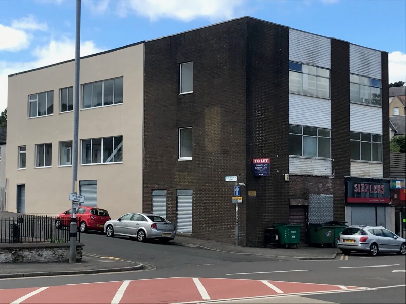 Former Melrose Bar Lined Up As Coffee Shop, Offices And Takeaway